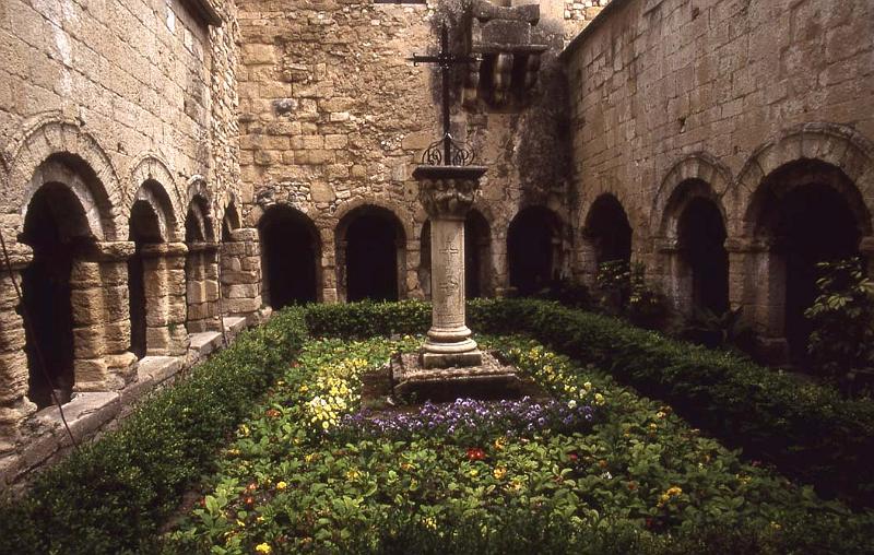 France 99 Cloister.jpg